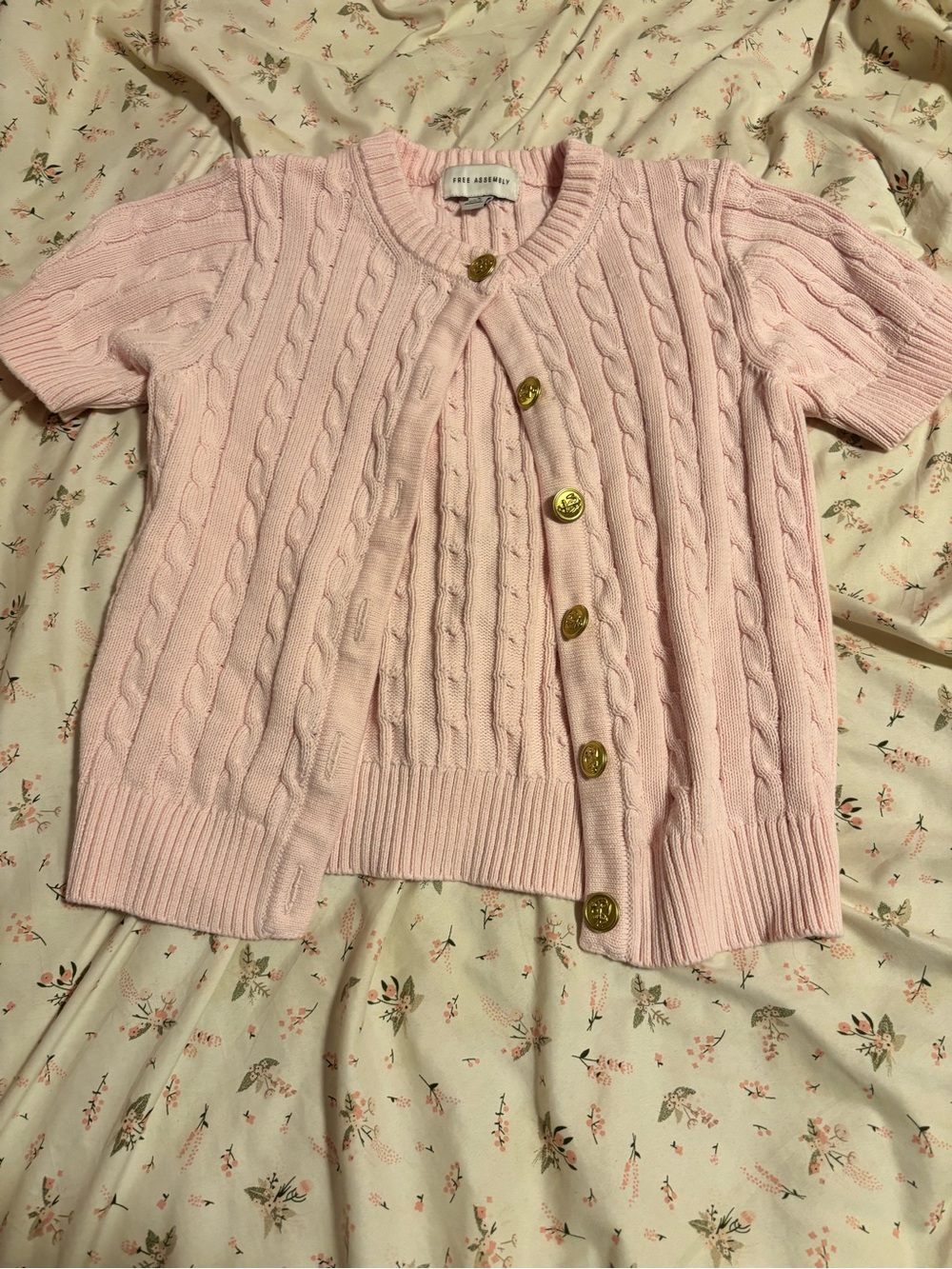 Soft Pink Cable-Knit Short Sleeve Cardigan -